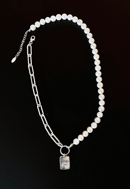 Roman Chain + Pearl Argen Logo Medal Point Silver 925 Necklace (Astro Moonbin)