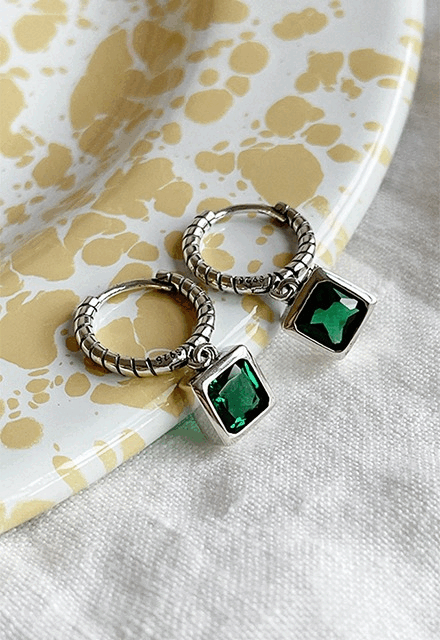 Mir Square Green Emerald Twisted One Touch Silver 925 Earrings (Ateez wooyoung)